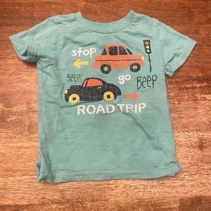 🔴T shirt with cars on it. 24 months